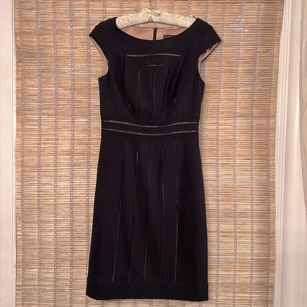 Adrianna Papell sheath dress LBD lace cutout detail nude lining cap sleeve SZ 4